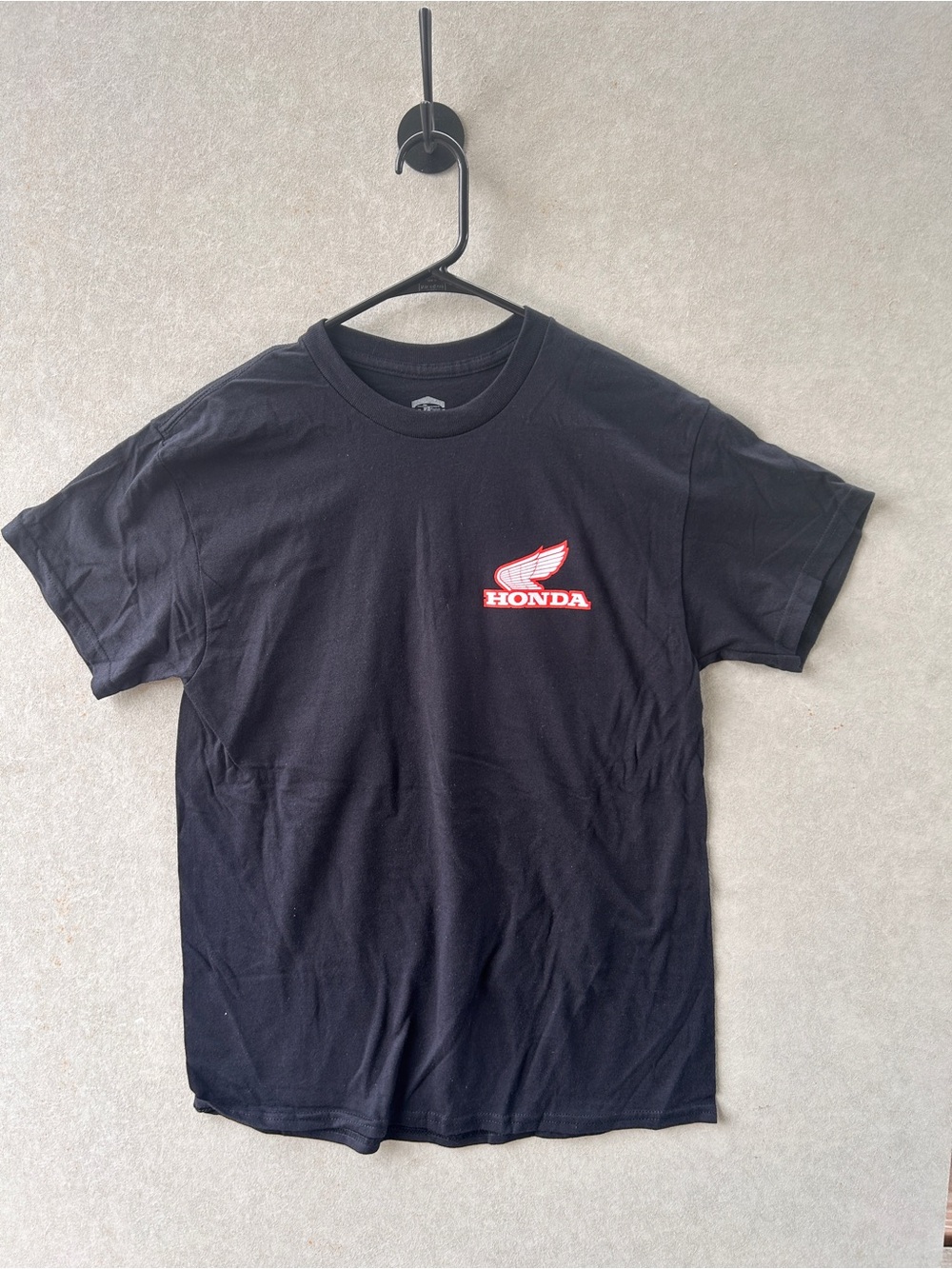 Black / Red Logo tee new no tags mens size medium #475
